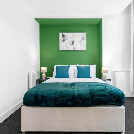 Beautiful Birmingham Central Spacious Apartment-Free Parking, Wifi, Contractors, Hs2, Bullring, Birmingham City Fc ภายนอก รูปภาพ