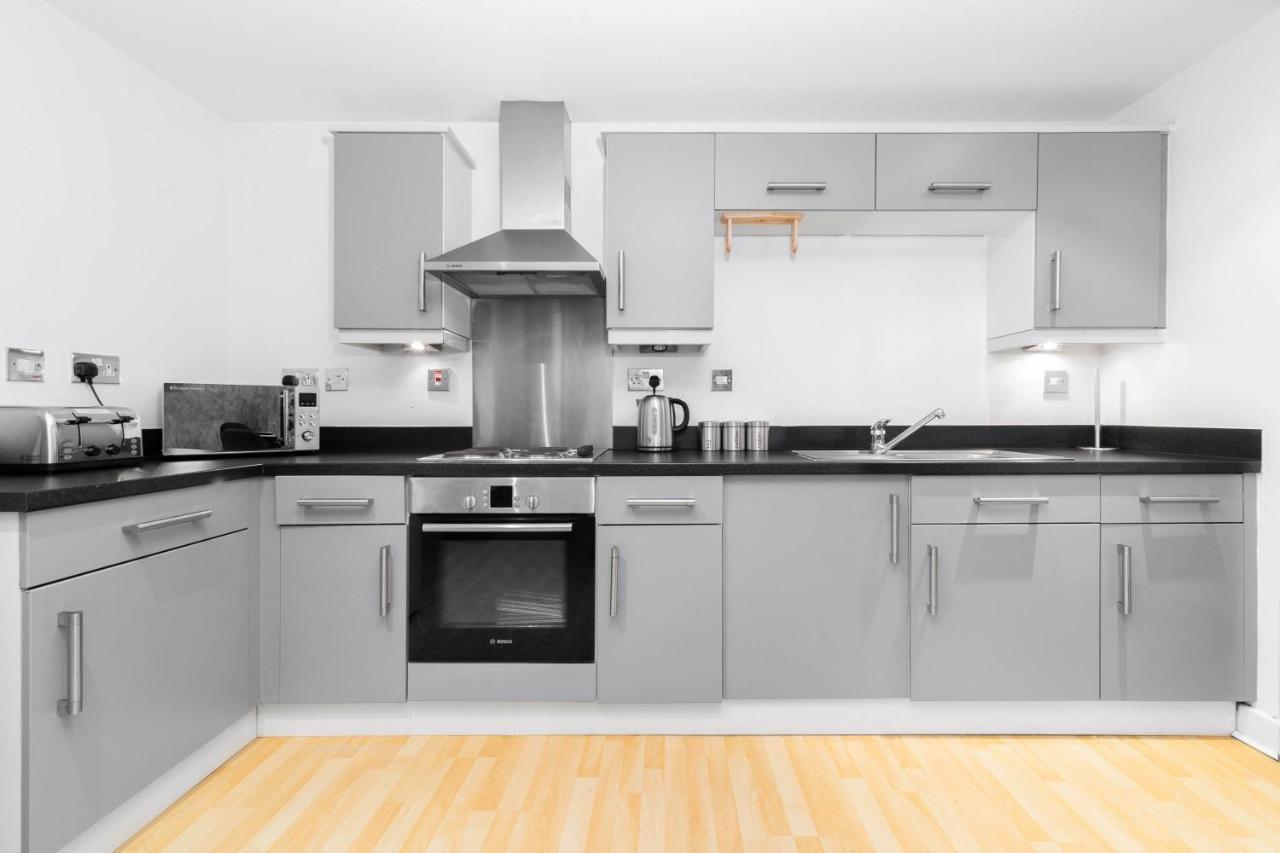 Beautiful Birmingham Central Spacious Apartment-Free Parking, Wifi, Contractors, Hs2, Bullring, Birmingham City Fc ภายนอก รูปภาพ