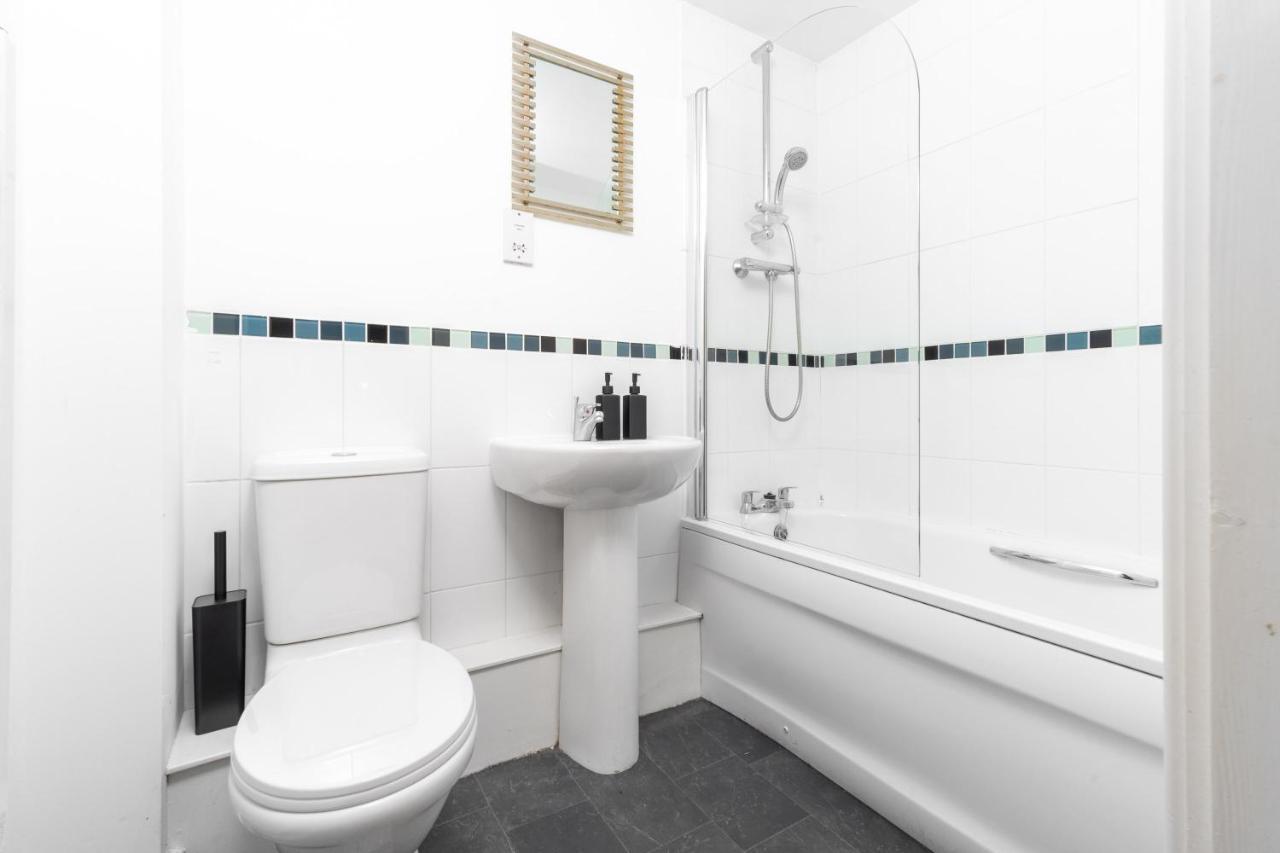 Beautiful Birmingham Central Spacious Apartment-Free Parking, Wifi, Contractors, Hs2, Bullring, Birmingham City Fc ภายนอก รูปภาพ